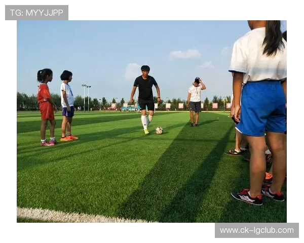 淄博少年足球赛事直播精彩呈现 全面解析青少年足球发展趋势