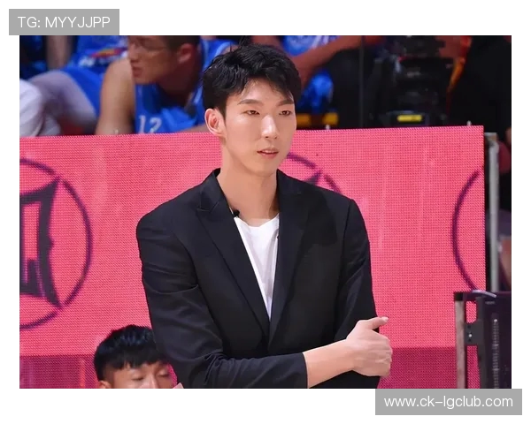 凯拉提足球俱乐部全新队服设计解析与球迷热议